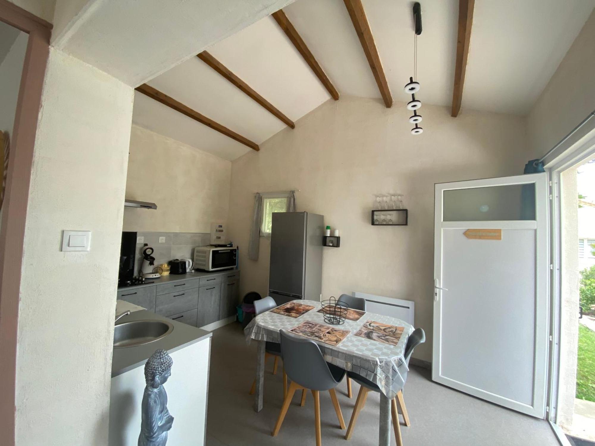 Gite Climatise Avec Piscine Sur Les Hauteurs De Bollène Exterior foto
